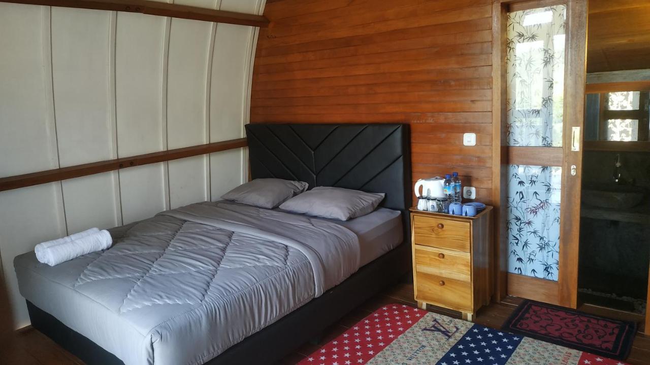Family Rinjani Bungalow Sajang Екстер'єр фото