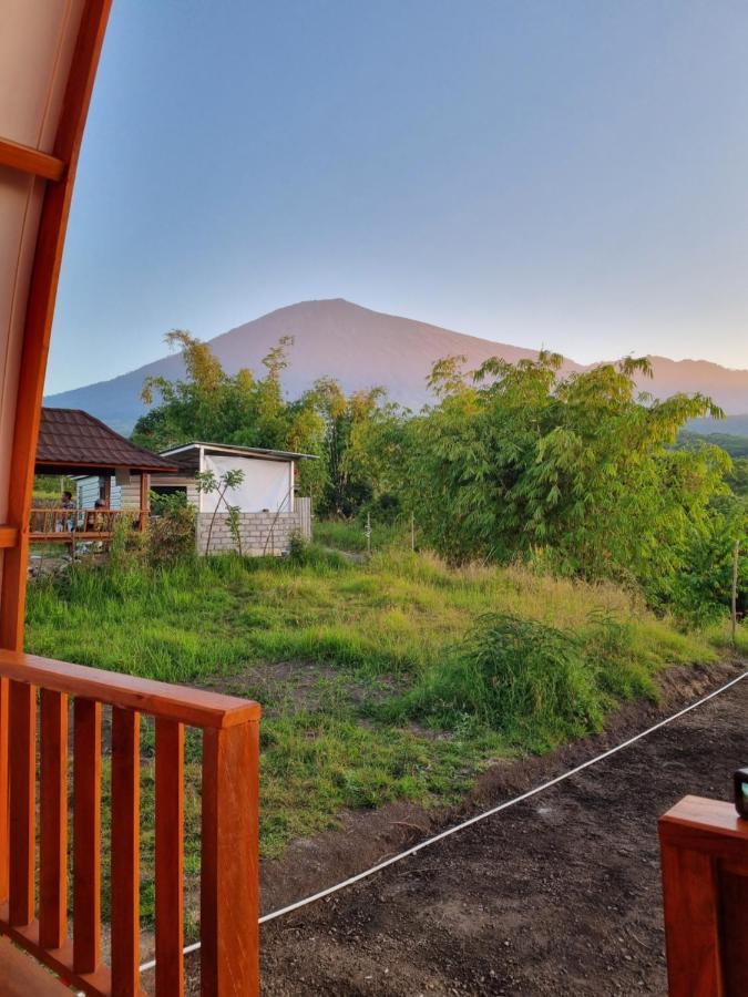 Family Rinjani Bungalow Sajang Екстер'єр фото