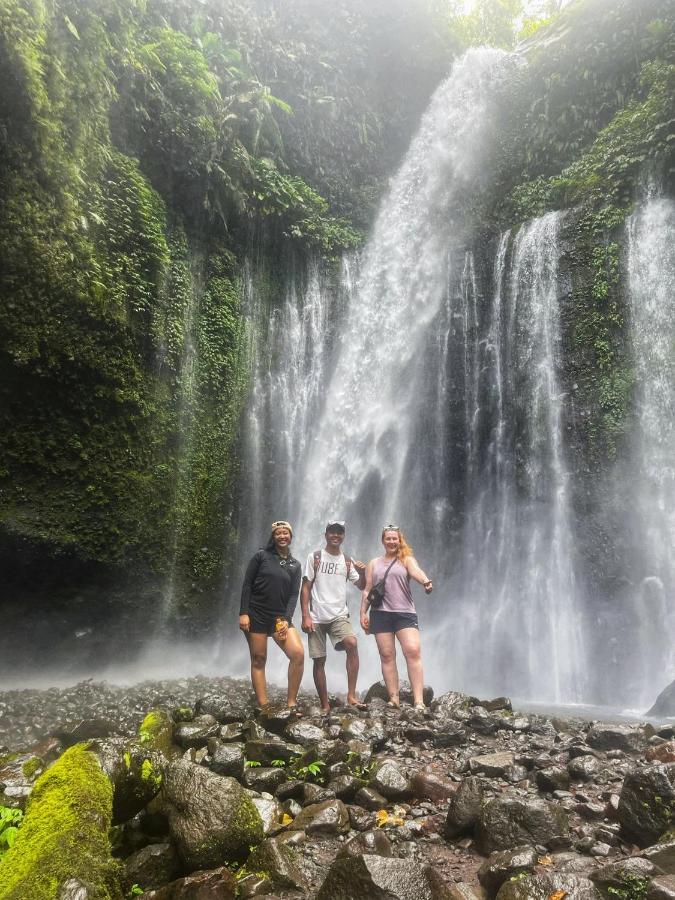 Family Rinjani Bungalow Sajang Екстер'єр фото
