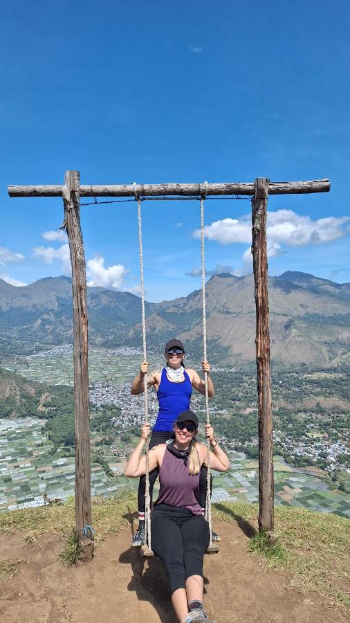 Family Rinjani Bungalow Sajang Екстер'єр фото