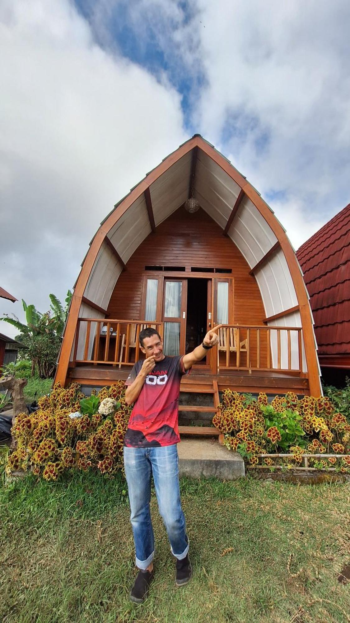 Family Rinjani Bungalow Sajang Екстер'єр фото